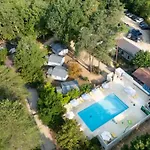 Campingplads 25m² Avec Terrasse Pour 5 Personnes - Api-1-52-349